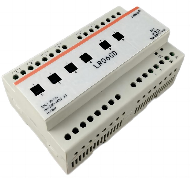 LR06CD1.jpg